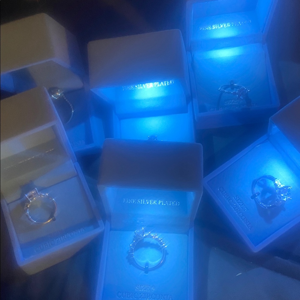 Danecraft Silver plated CZ Rings in light up Velvet Boxes (Lot) Of 6 various Szs